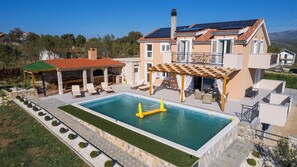 Outdoor pool - Villa Beautiful Countryside (Ružić)