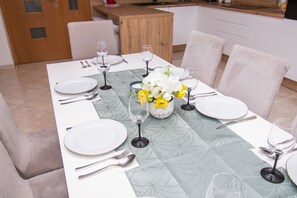 Villa | Dining - Villa Beautiful Countryside (Ružić)