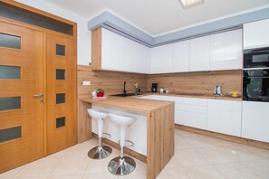 Private kitchen - Villa Beautiful Countryside (Ružić)