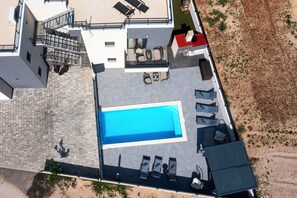 Outdoor pool, a heated pool - Villa Luxe (Vodice)