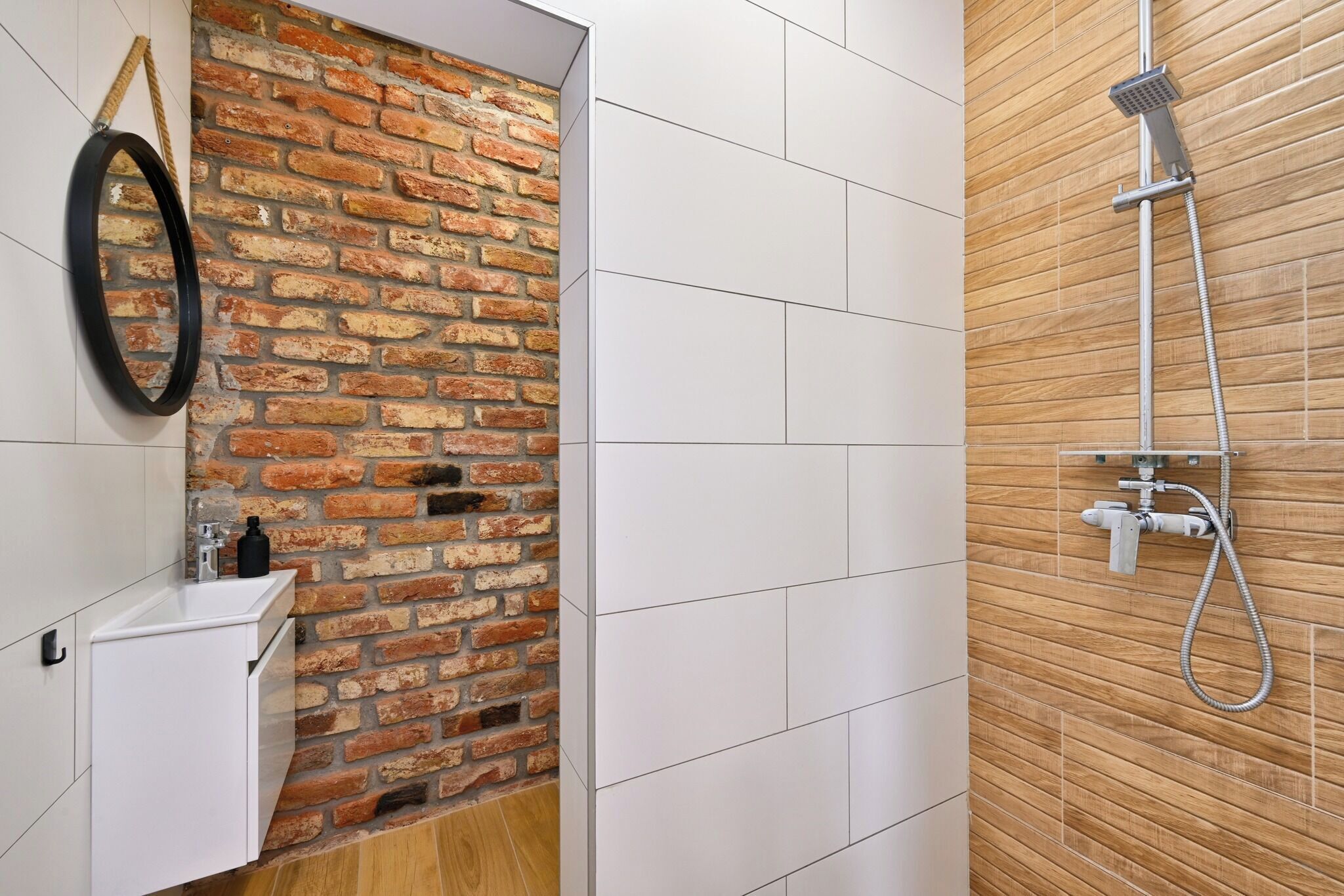 Villa | Bathroom