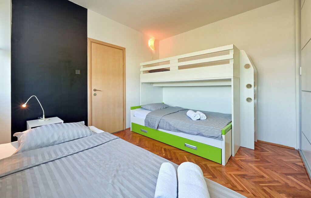 Villa | In-room safe, iron/ironing board, free WiFi
