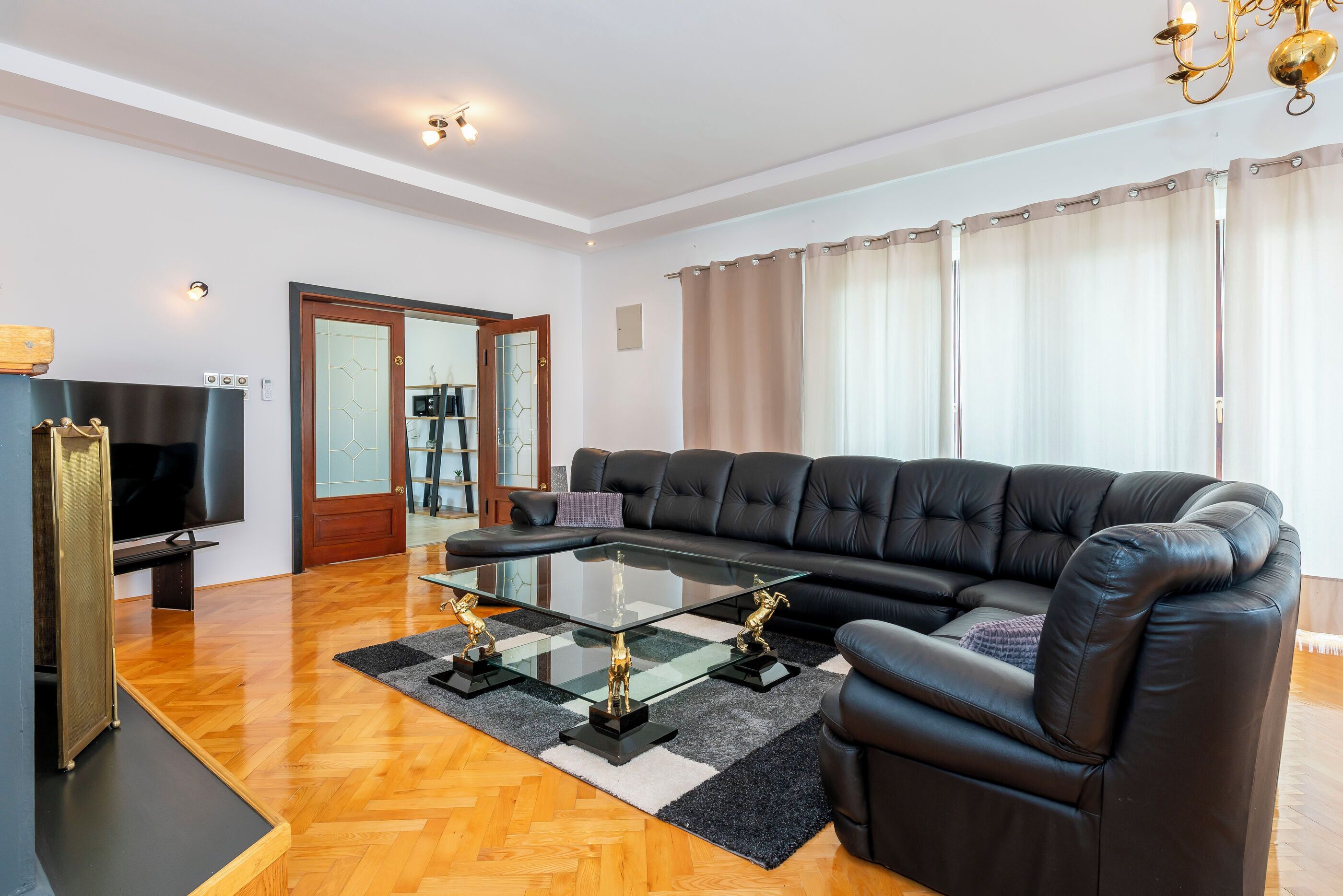 Villa | Living room | Fireplace