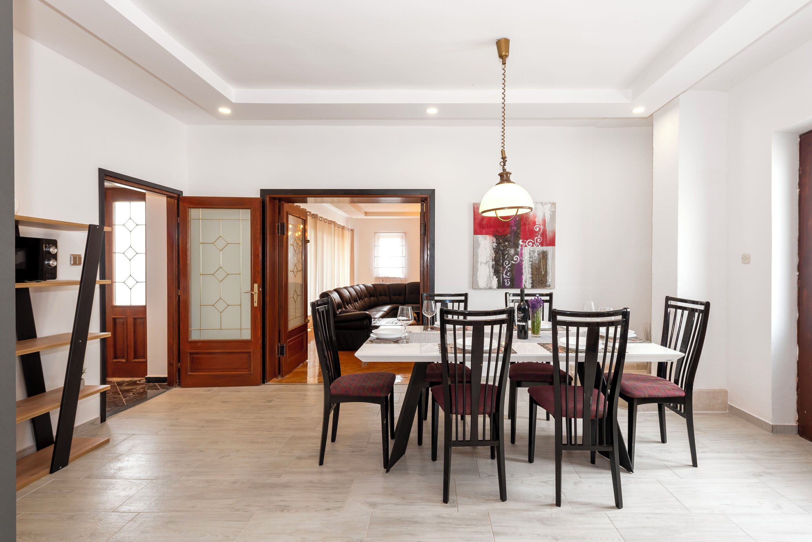 Villa | Dining