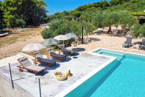 Outdoor pool - Villa Frida (Selca)