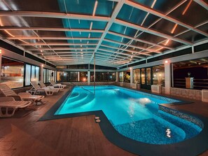 Indoor pool, a heated pool - Villa Casa With Indoor Pool (Dugi Rat)