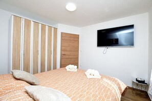 Tabla de planchar con plancha y wifi gratis 