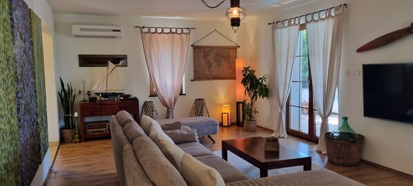 Villa | Living room