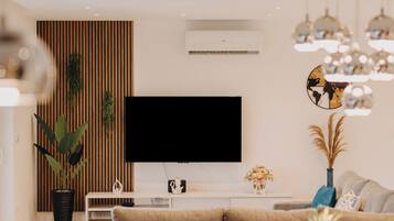 Villa | Private kitchen | Fridge, microwave, oven, stovetop