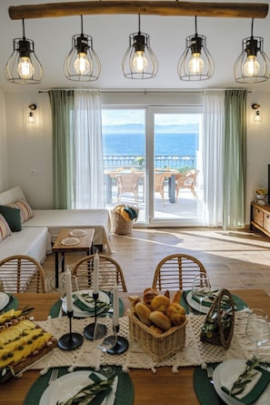 Dining - Villa Nono (Supetar)
