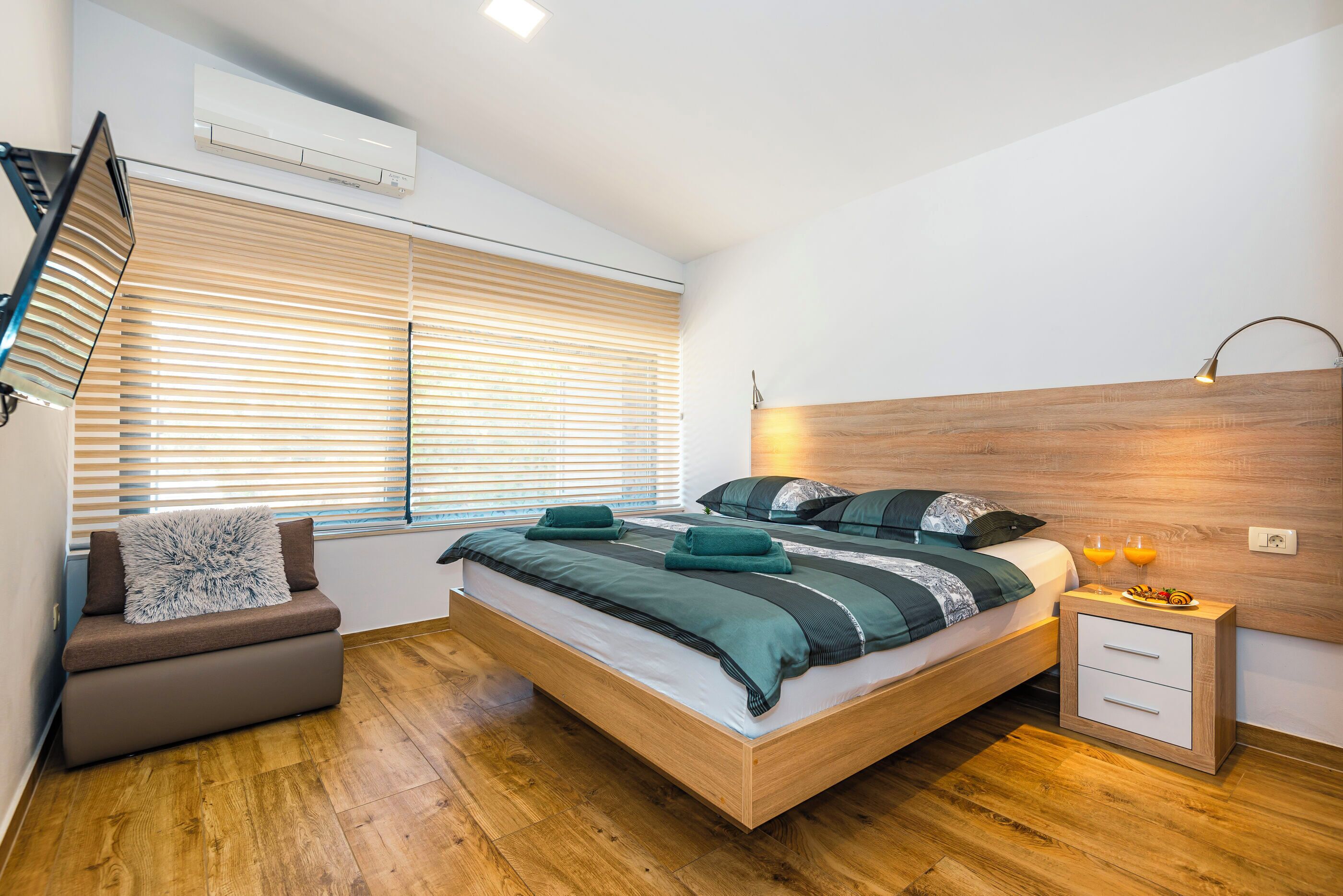 Villa | In-room safe, iron/ironing board, free WiFi