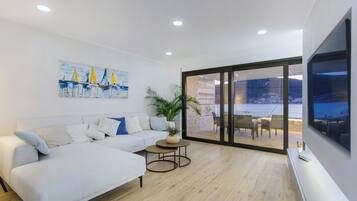 Villa | Living room | Smart TV
