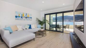 Villa | Wohnzimmer | Smart-TV