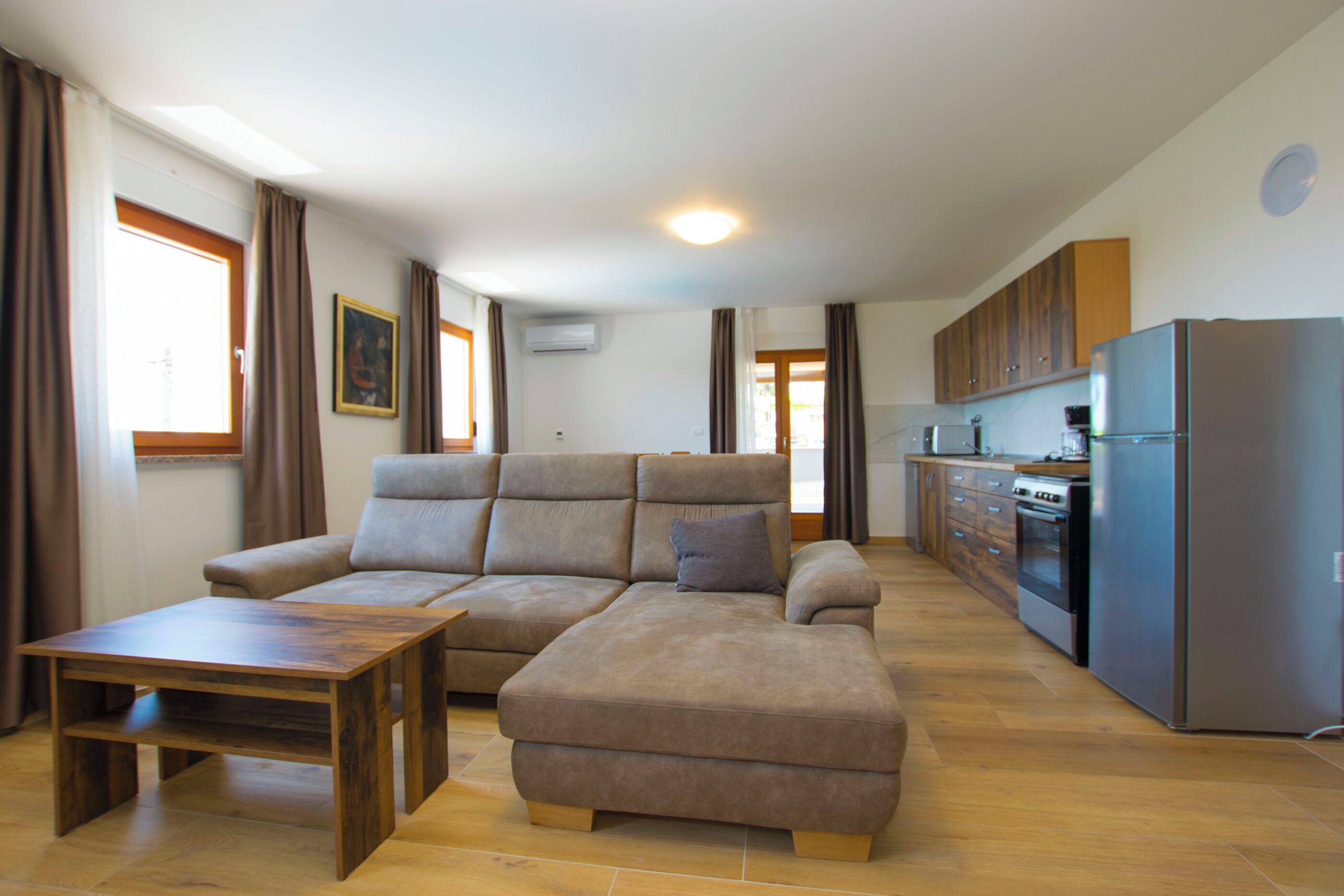 Villa | Salle de séjour | Téléviseur connecté, services de diffusion en continu