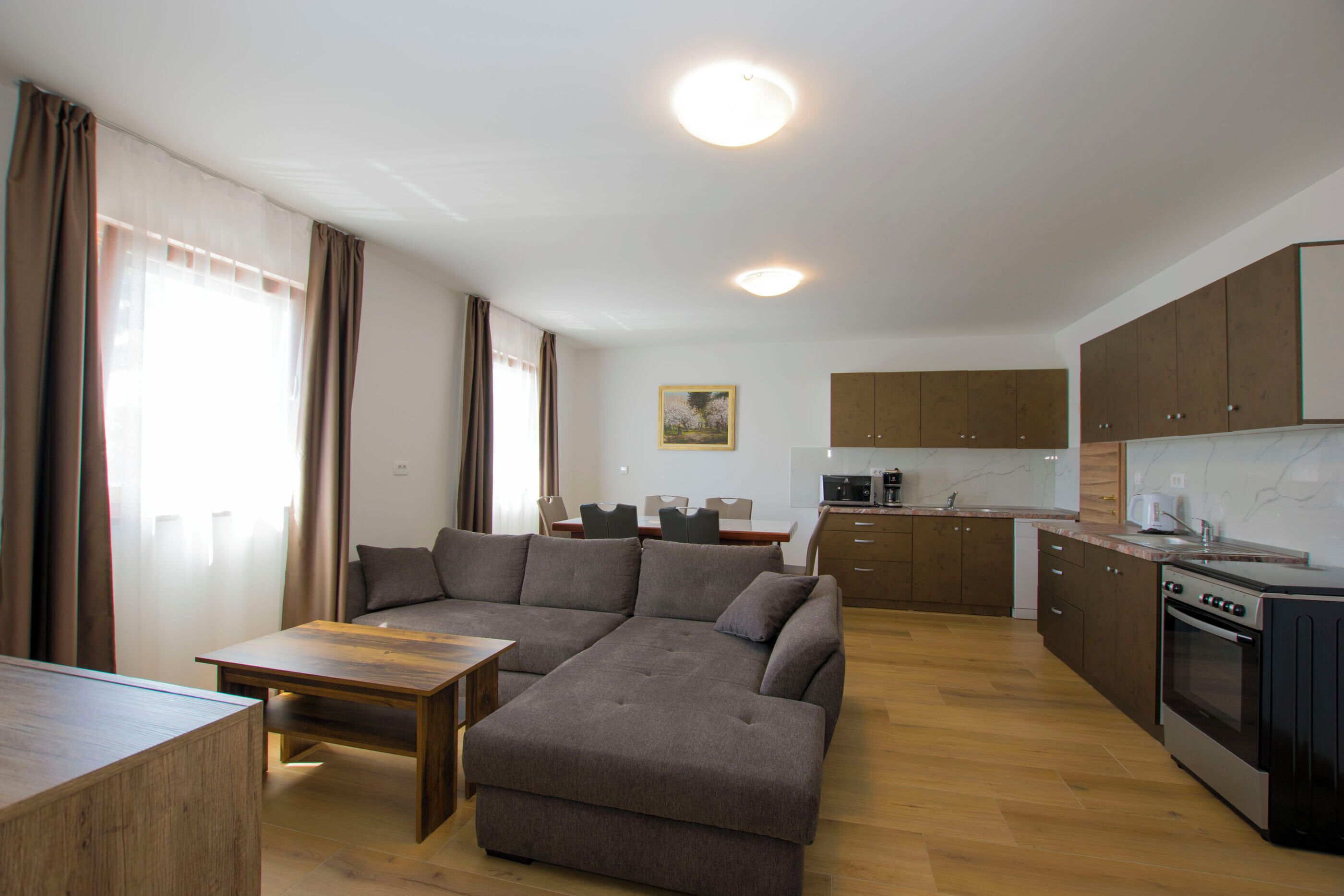 Villa | Living room | Smart TV, streaming services