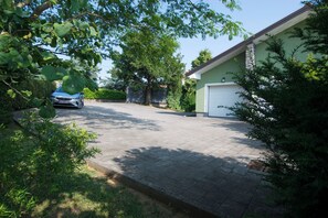 Property grounds - Villa Dante (Viskovo)