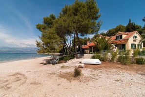 Beach nearby - Villa Sea Mill (Supetar)