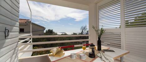 Villa | Balcony