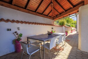 Outdoor dining - Villa The Sunset View (Senj)