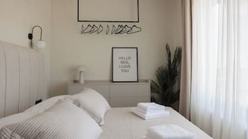 Villa | Skrivebord for bærbar PC, strykejern/-brett og wi-fi (inkludert)