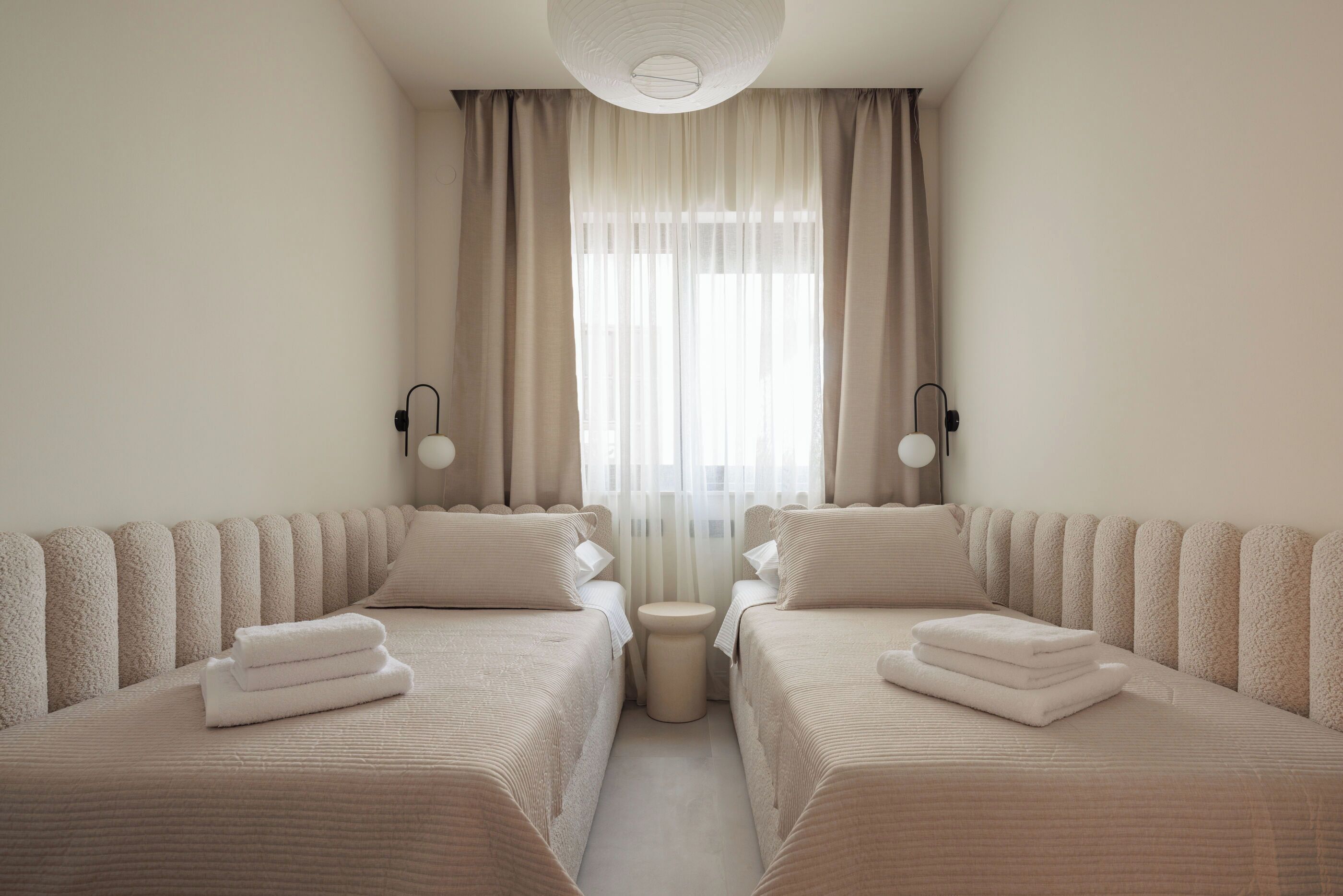 Vila | Espaço de trabalho para notebook, ferros/tábuas de passar roupa