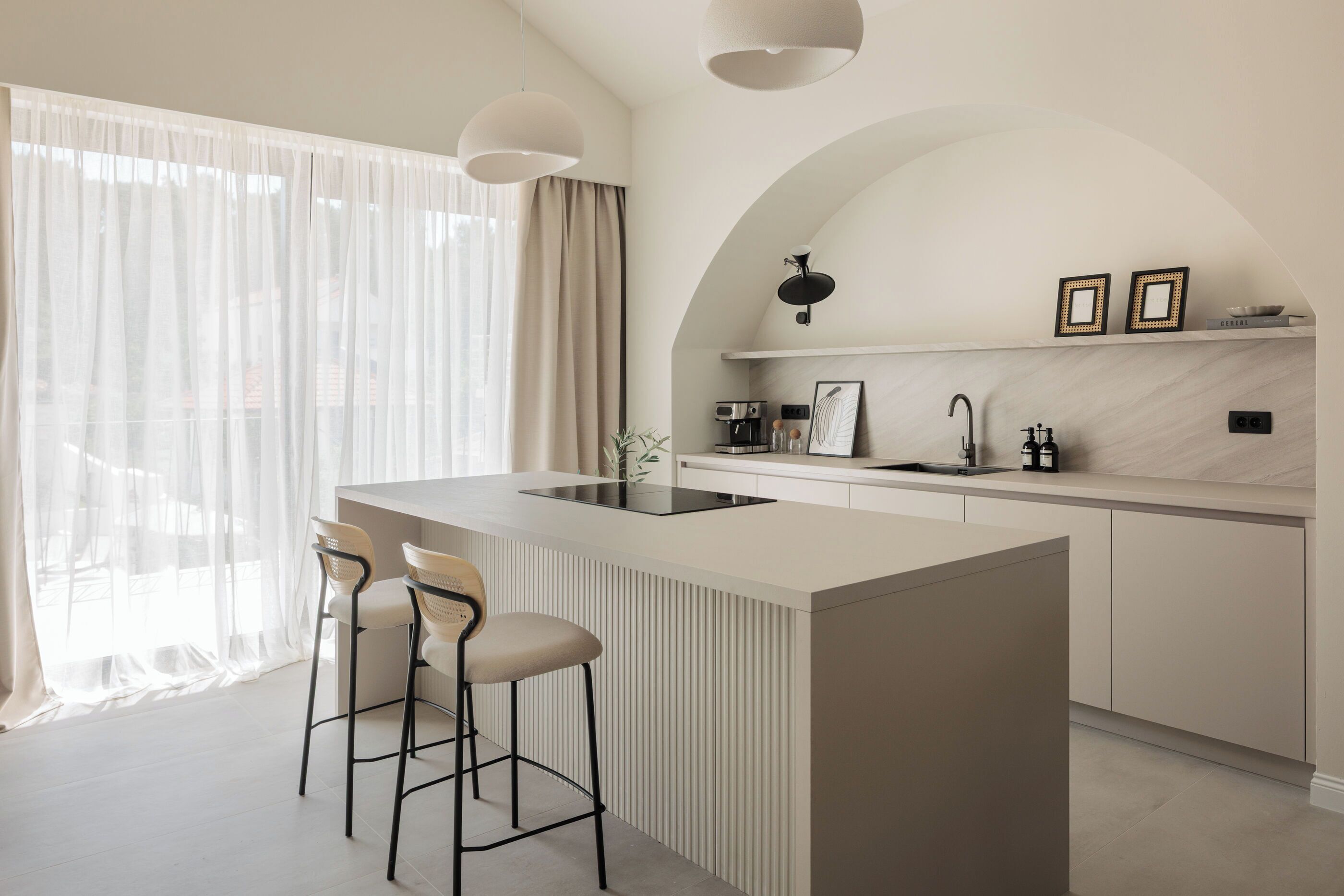 Villa | Eget kjøkken | Kjøleskap, mikrobølgeovn, ovn og kokeplater