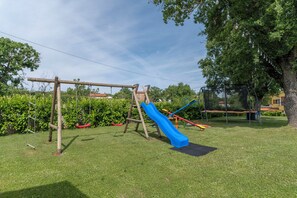 Courtyard - Villa Batelica (Rasa)