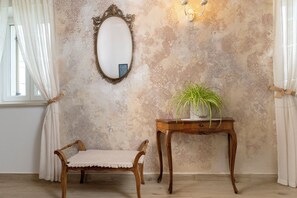 Villa | Interior - Villa Batelica (Rasa)