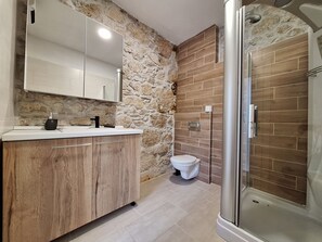 Villa | Bathroom | Towels - Villa Stone Castle (Vinodol)