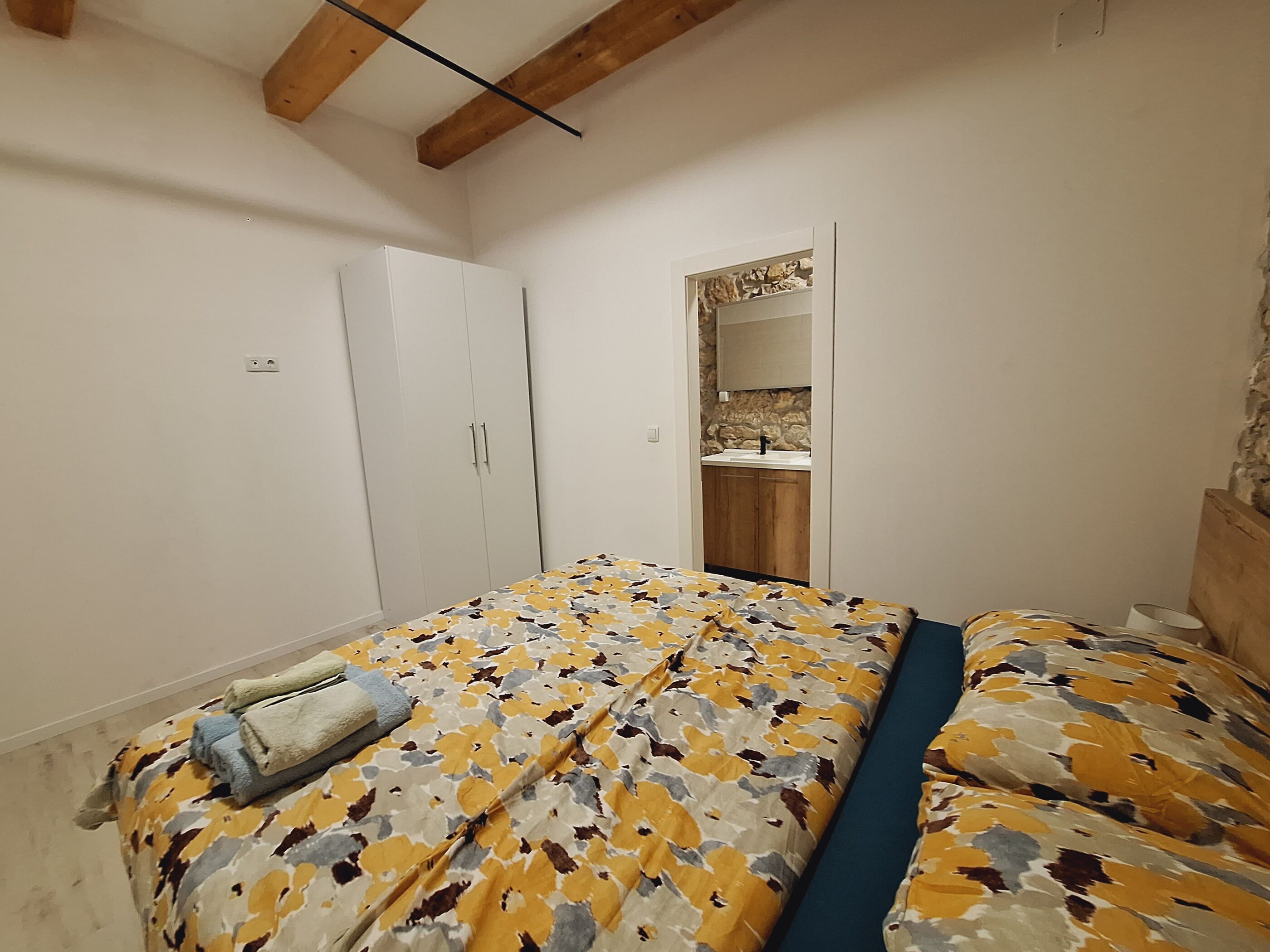 ヴィラ | セーフティボックス (室内)、アイロン / アイロン台、WiFi (無料)