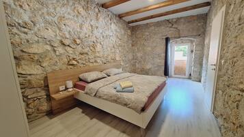 Villa | Een kluis op de kamer, een strijkplank/strijkijzer, gratis wifi