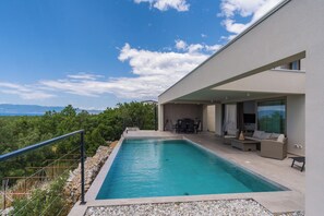 Outdoor pool, a heated pool - Villa El Viento (Kraljevica)