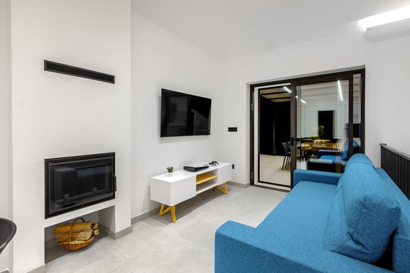 Villa | Dining - Villa Mare (Marina)