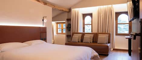 Dobbeltrom – deluxe, hageutsikt | Wi-fi (inkludert)