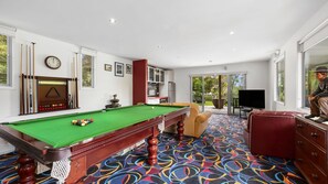 Games room - Point View Beach House (Lorne)