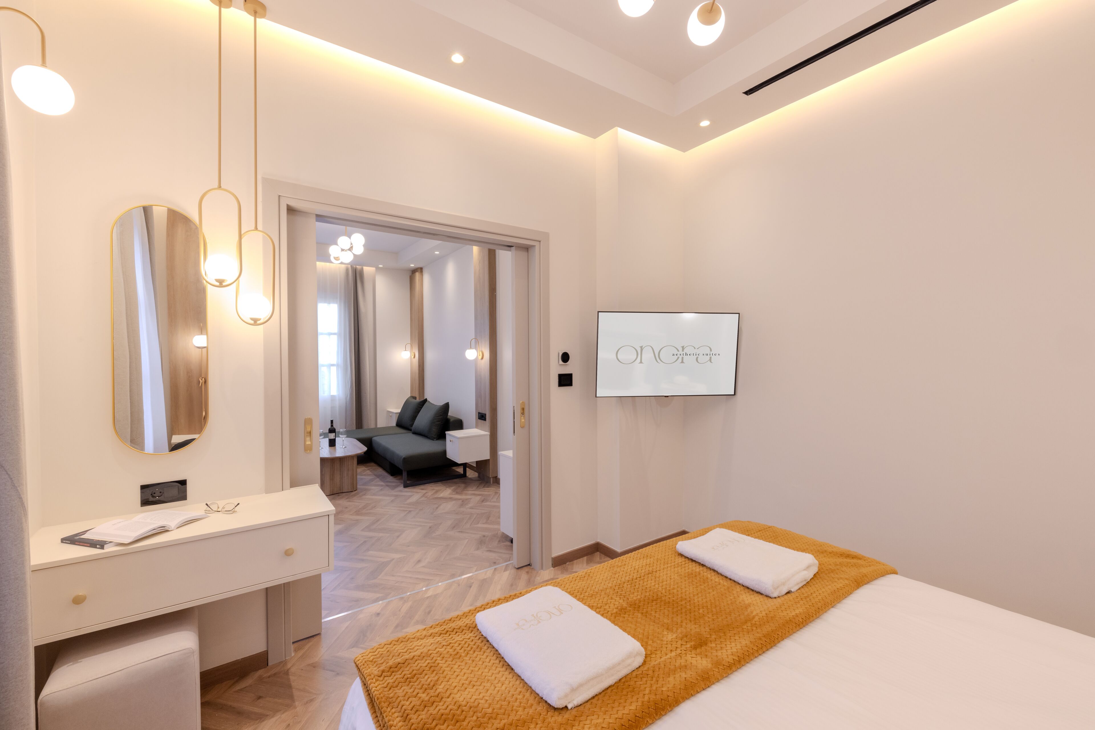 Executive Suite, Non Smoking, City View | In-room safe, laptop workspace, blackout drapes, soundproofing