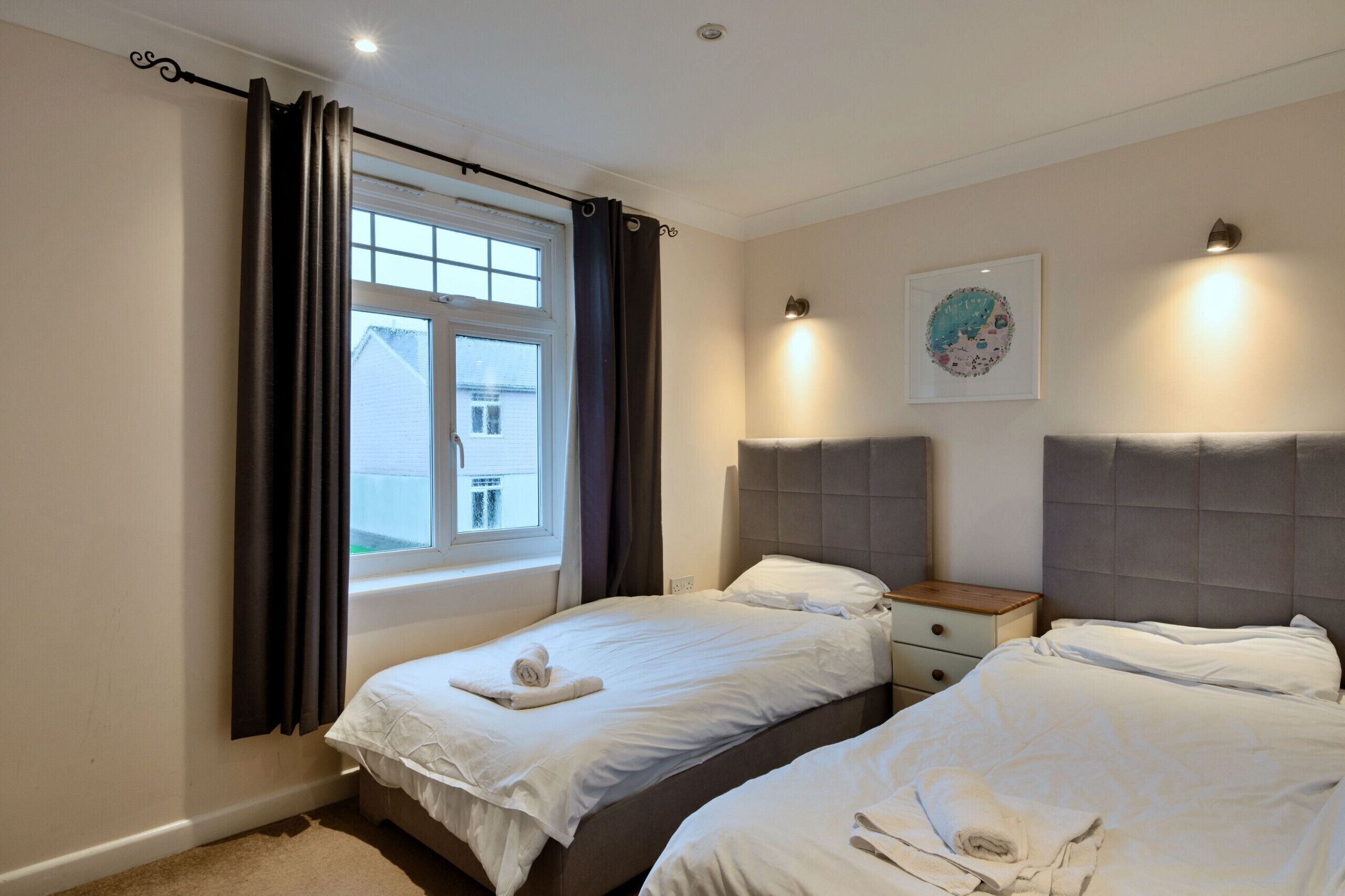 4 Schlafzimmer, Bügeleisen/Bügelbrett, kostenloses WLAN, Bettwäsche
