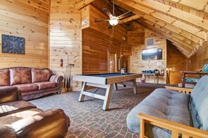 Games room - Just For Fun (Sevierville)