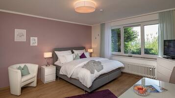 1 chambre, fer et planche à repasser, Wi-Fi, draps fournis