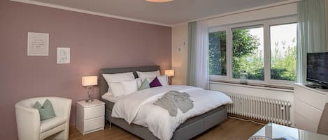 1 chambre, fer et planche à repasser, Wi-Fi, draps fournis