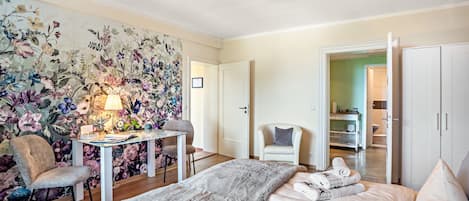 1 室のベッドルーム、WiFi、ベッドシーツ