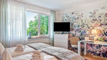 1 bedroom, WiFi, bed sheets