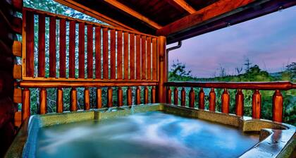 Scenic View, King Bed, Hot Tub, Private Getaway