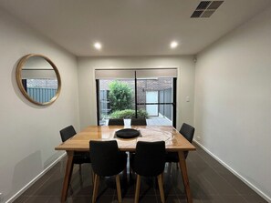 Interior - Tasha's Apartment in St Clair (Saint Clair)