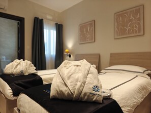 Loftsleilighet, resort-utsikt | Strykejern/-brett og wi-fi (inkludert)