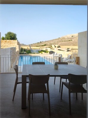 Comfort Apartment, Garden View | Terrace/patio - Veduta ta' Pinu Holiday Residences (L-Għarb)