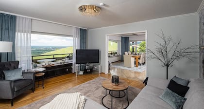 Baden Chalet : maison panoramique prĂšs de Baden-Baden & ForĂȘt-Noire, vue sur la plaine du Rhin