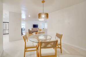 House (3 Bedrooms) | Interior - 6 Mi to Northpark Center: Quiet Dallas Getaway! (Dallas)