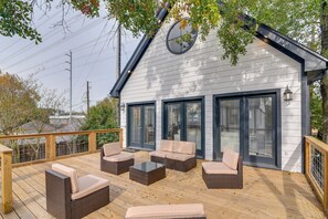 Interior - 1 Mi to Rice! Pet-friendly, Modern Apt in Houston (Houston)