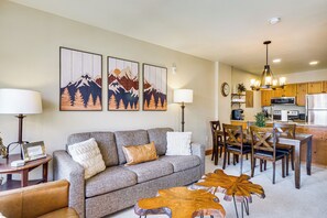 Front of property - Walk to Gondola! Keystone Gem in River Run Village (Keystone)